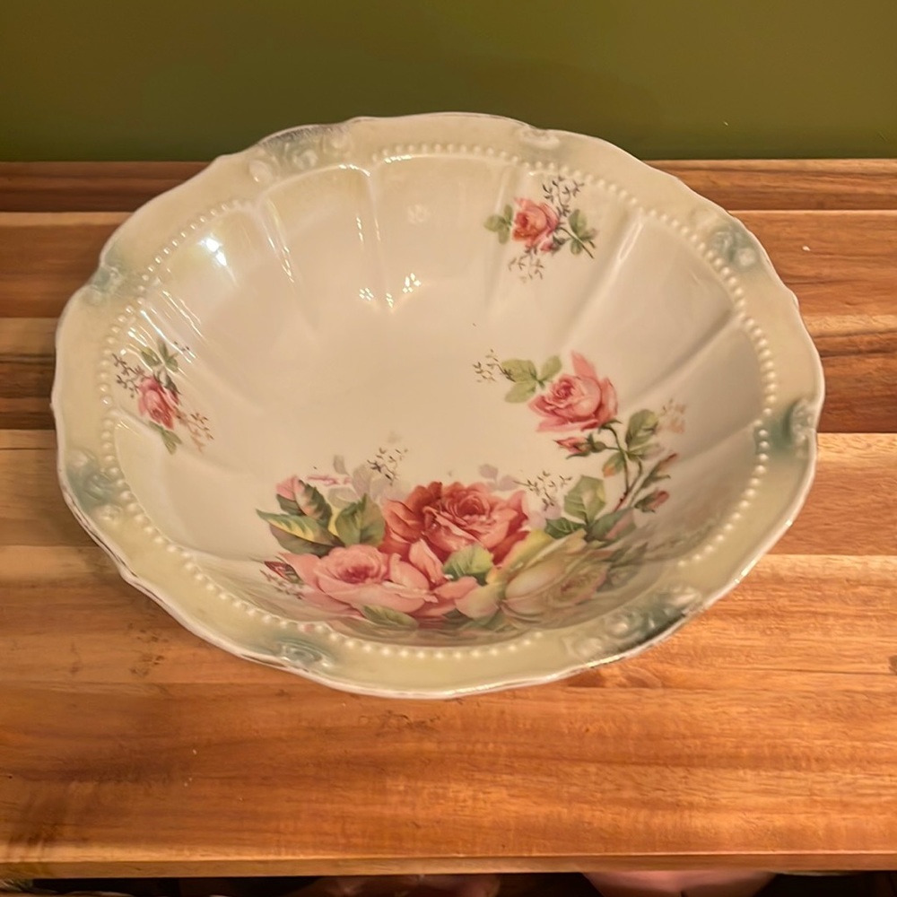 German Style Porcelain Serving Bowl